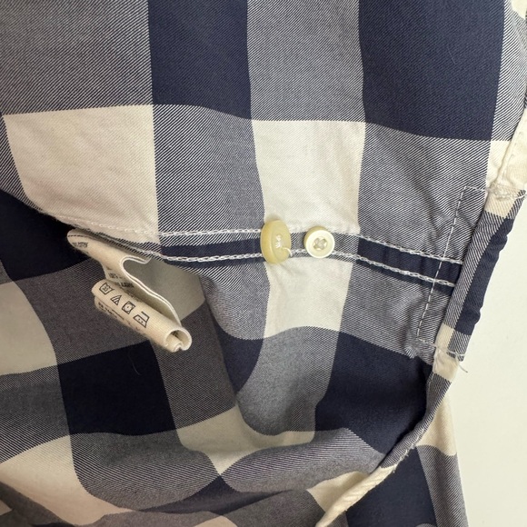 ABERCROMBIE & FITCH Button Up - Picture 8 of 8